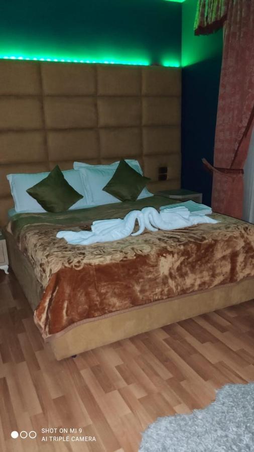 Orange Villa Tiranë Eksteriør bilde
