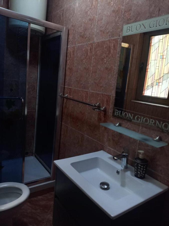 Orange Villa Tiranë Eksteriør bilde