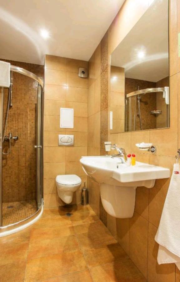 Orange Villa Tiranë Eksteriør bilde