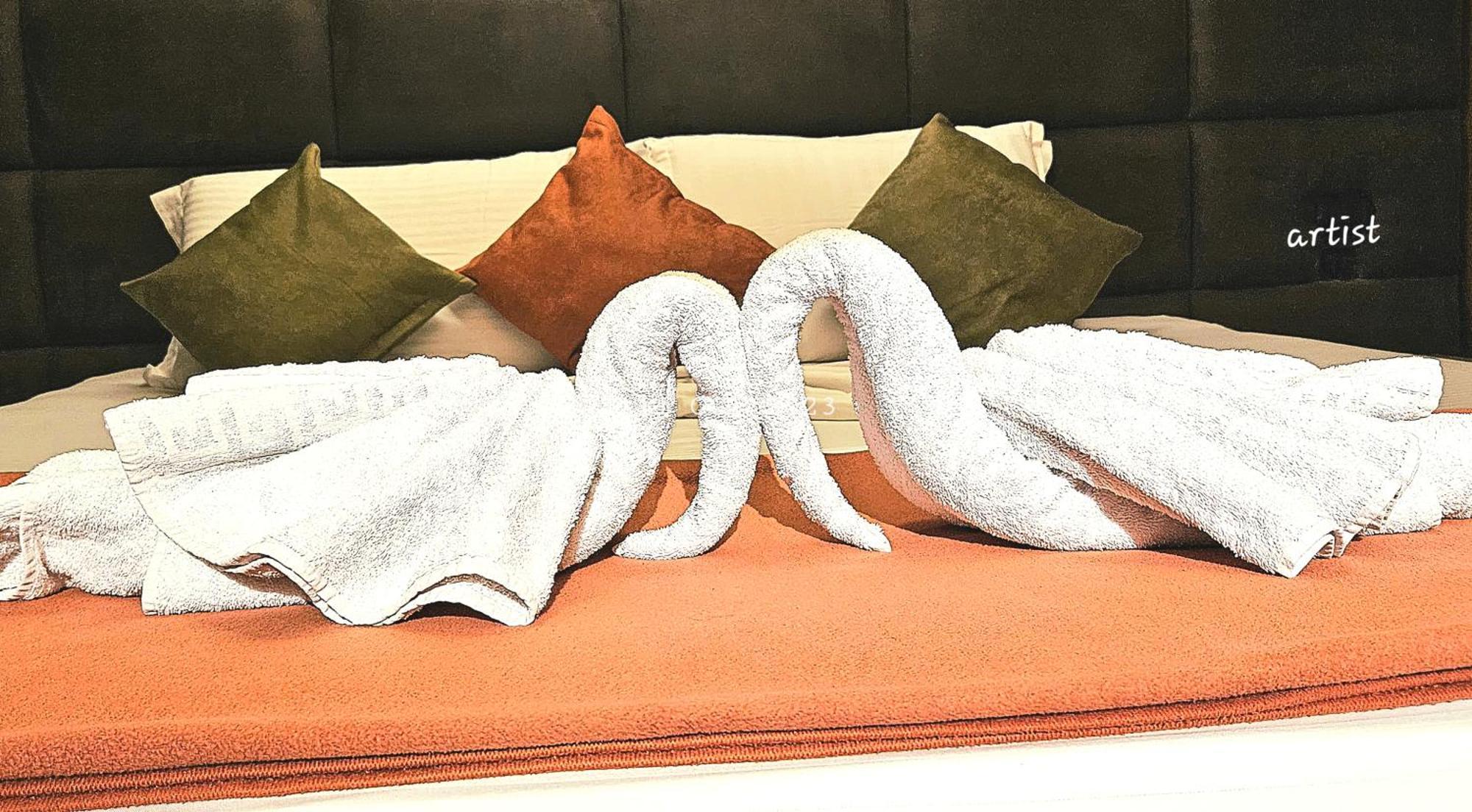 Orange Villa Tiranë Eksteriør bilde