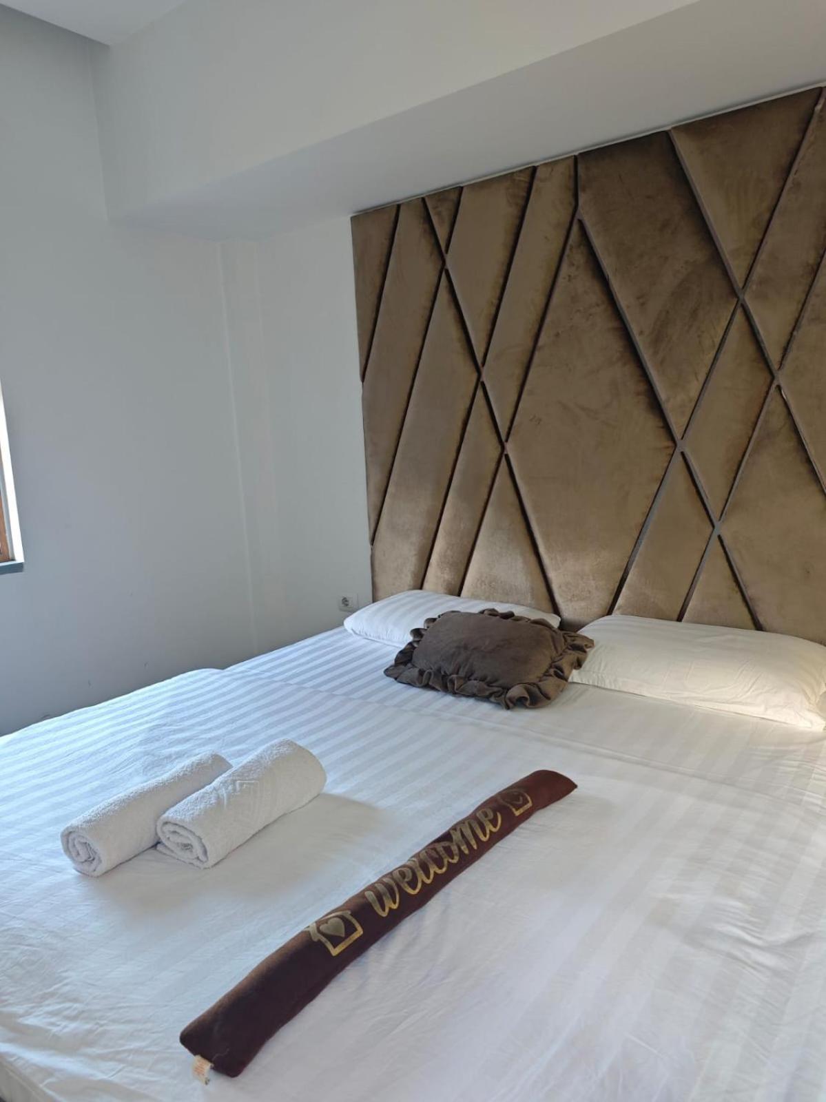 Orange Villa Tiranë Eksteriør bilde